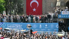 10 Ton Mesir Macunu Geleneksel Törenle Dağıtıldı!