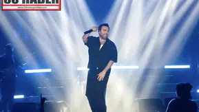 Murat Dalkılıç, Kıbrıs'ta Sahnede Burnundaki Bandajla Dikkat Çekti!