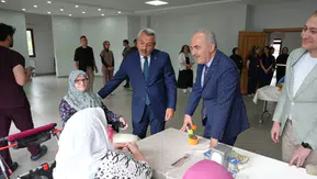 Rize’de Büyüklere Bayram Ziyareti
