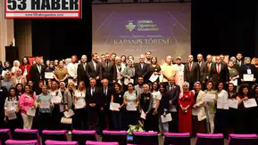 Beşikdüzü İlçe Millî Eğitim Müdürü Ziya Durmuş, Öğretmen Akademileri Kapanış Programına Katıldı