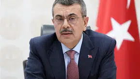 Bakan Tekin, Giresun'da Eğitimin Geleceğini Konuşmak Üzere Öğrencilerle ve Öğretmenlerle Bir Araya Geldi