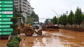 AFAD'dan Rize, Trabzon ve Giresun açıklaması: 'Sel ve taşkınlar nedeniyle 231 ihbar alındı'