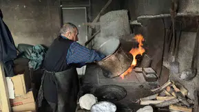 Baba mesleğine sırtını dönmedi 70 yılını verdi!