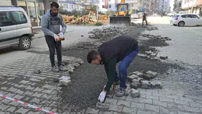 Arhavi’de Doğalgaz Sonrası Yol Onarım Çalışmaları Devam Ediyor