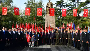 Atatürk, vefatının 87. yılında Trabzon'da saygı töreniyle anıldı