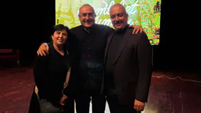 Borçka’da Sunay Akın Etkisi: Tiyatro Festivaline Destek Sözü