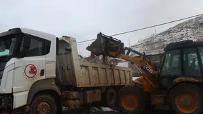 Çat Belediyesi çevre temizliğiyle daha yaşanabilir bir gelecek için çalışıyor