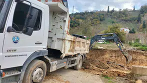 Arsin’de Fen İşleri Ekipleri Sahada: Mahalle Mahalle Yoğun Çalışma