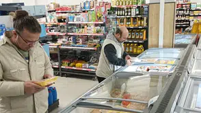 Düzköy’de Ulusal Zincir Marketlere Gıda Denetimi