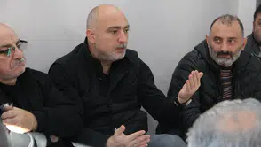 Hopa Belediyesi Esnafla Buluştu: Kars Caddesi’ndeki Sorunlara Yerinde Çözüm Arayışı