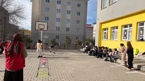 Pasinler Gençlik Merkezi, öğrencilere spor dolu keyifli bir gün sundu