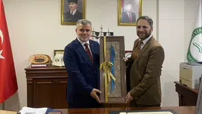 Artvin İl Müftüsü Ertuğran Mehmet Soylu’dan İlahiyat Fakültesi Dekanına İade-i Ziyaret