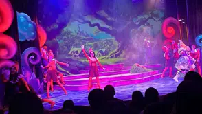 Çocuklar Alis Harikalar Diyarı Oyununda Sanatla Buluştu