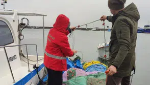 Beşikdüzü'nde Su Ürünleri Denetimi: Mevzuata Aykırı Durumlara Uyarı Yapıldı