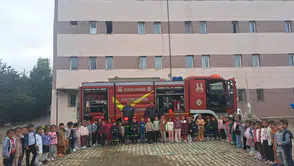 Narman’da Minik Öğrencilere İtfaiyecilik ve Yangın Güvenliği Eğitimi
