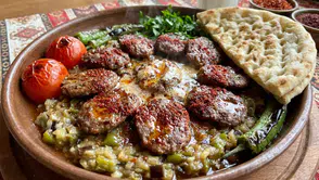Gaziantep mutfağının tescilli başyapıtı! Hakiki söğürmeli kebap nasıl yapılır?