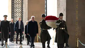 Rusya Başsavcısı Ankara temaslarına Anıtkabir ziyaretiyle başladı