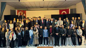 Trabzon Büyükşehir Belediyesi Şehir Tiyatrosu İlçe Turnesinde Yoğun İlgi Gördü