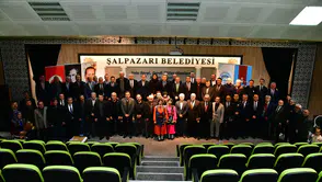 Trabzon Valisi Şahin, Şalpazarı'nda muhtarlarla ihtiyaçları değerlendirdi