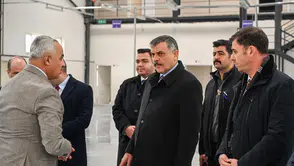 Erzurum Valisi Çiftçi, Oltu'daki yeni fabrikayı inceledi, istihdam ve üretim artışı vurgulandı