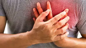 Basit Alışkanlıklarla Kalp Krizi Riski %10 Azalıyor: Uzmanlar Ufak Değişikliklerin Önemi Vurguluyor