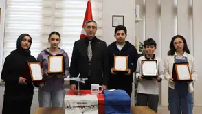 Bayburt’ta Savunmadan Sanata Yarışmasında Dereceye Giren Öğrenciler Ödüllendirildi