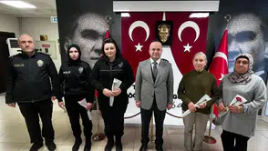 Hopa Kaymakamı Arslantürk’ten Kadın Çalışanlara 8 Mart Ziyareti