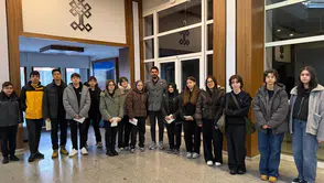 Rize TOBB Fen Lisesi Öğrencileri Çayla Kitap Projesinde Sezai Karakoç’u Tahlil Etti