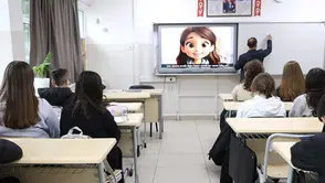 Öğrencilere dijital finansal okuryazarlık eğitimi ile bilinç kazandırılıyor