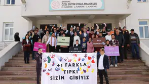 Bayburt’ta Down Sendromu Farkındalık Günü: Özel Öğrencilere Anlamlı Ziyaret