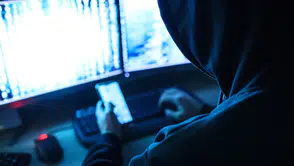 Yapay zeka dolandırıcılıkta kullanılıyor: Mesajlara dikkat!