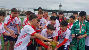 Trabzon'un U-14 Futbol Takımı, Türkiye Şampiyonu Olmayı Başardı!