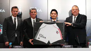 Kartal’dan büyük atılım: Cola Turka ile yeni sponsorluk anlaşması imzalandı!