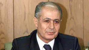 Türkiye’yi sarsan “Anayasa Kitapçığı” krizi: Peki başrolündeki isim Ahmet Necdet Sezer kimdir?