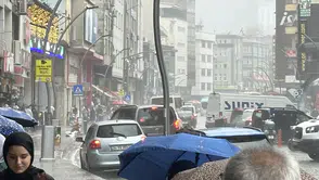 Rize'de Güneşli Günler Yerini Yağmura Bıraktı: Bahar Havası Kısa Süreliydi!