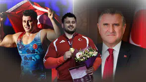 Bakan Bak, Rıza Kayaalp'i Tarihi Başarısından Dolayı Kutladı!