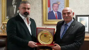 Çaykur Rizespor Başkanı İbrahim Turgut’a Ziraat Mühendisleri Odası’ndan Teşekkür Plaketi