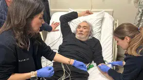 Müjdat Gezen'in Sağlık Durumu Hakkında Son Gelişmeler: Kalp Krizi Mi Geçirdi? Gırgıriye Müzikalindeki Olay Ne?