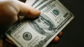 Döviz Piyasasında Son Durum: 28 Nisan 2026'da Dolar ve Euro Fiyatları Ne Olacak?