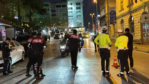 İstanbul'da Güvenliği Sağlamak İçin Büyük Ölçekli Operasyon: 1149 Şüpheli Gözaltına Alındı