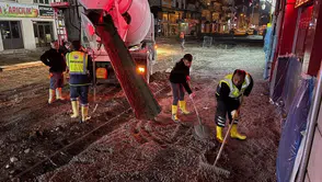 Arhavi Belediyesi Fevzi Çakmak Caddesi’nde Üstyapı Çalışmalarına Başladı