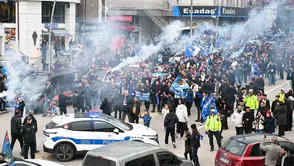 Erzurumspor FK Süper Lig’e Yükseldi, Erzurum’da Coşku Sokağa Taştı