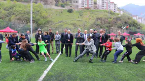 Maçka’da Geleneksel Çocuk Oyunları Şenliği Coşkuyla Gerçekleştirildi