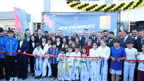 Arsin Spor Kompleksi ve İlçe Stadı Görkemli Törenle Açıldı