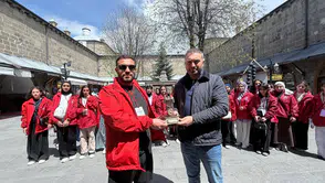 Muşlu Gençlerin AnadoluyuzBİZ Projesindeki İlk Durağı Erzurum Oldu