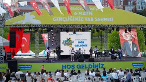 Beylikdüzü’nde Gençlerin Coşkuyla Karşılandığı Kırlangıç Gençlik Festivali Başladı!