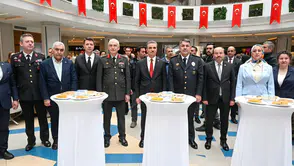 Güvenlik Görevlileri, Yardımlaşma İçin Bir Araya Geldi
