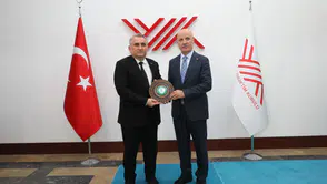 AÇÜ Rektörü Prof. Dr. İbrahim Aydın, YÖK Başkanı Prof. Dr. Erol Özvar ile Görüşme Gerçekleştirdi