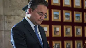 Babacan: "Borçlanan Bugün, Gelecekte Başkasının Kontrolünde Olur"