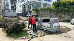 Yomra’da Çöp Konteynerleri Detaylı Temizlikten Geçirildi